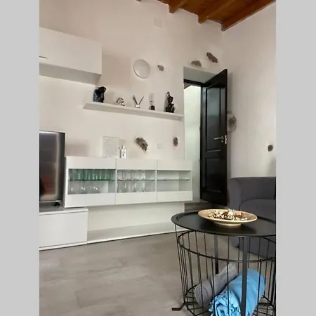 Eco Reyna House *