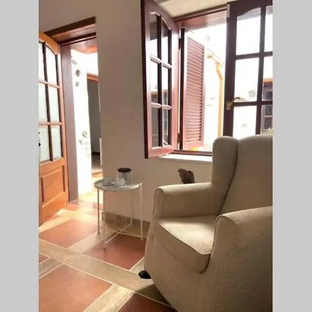 Eco Reyna House * Haria