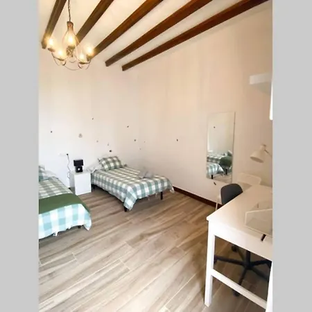 Eco Reyna House Holiday home *